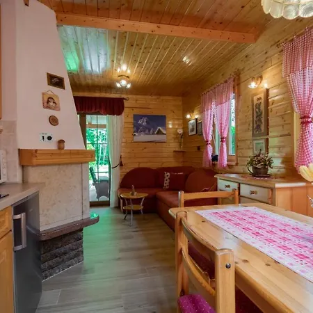 בקתה House Olga *
